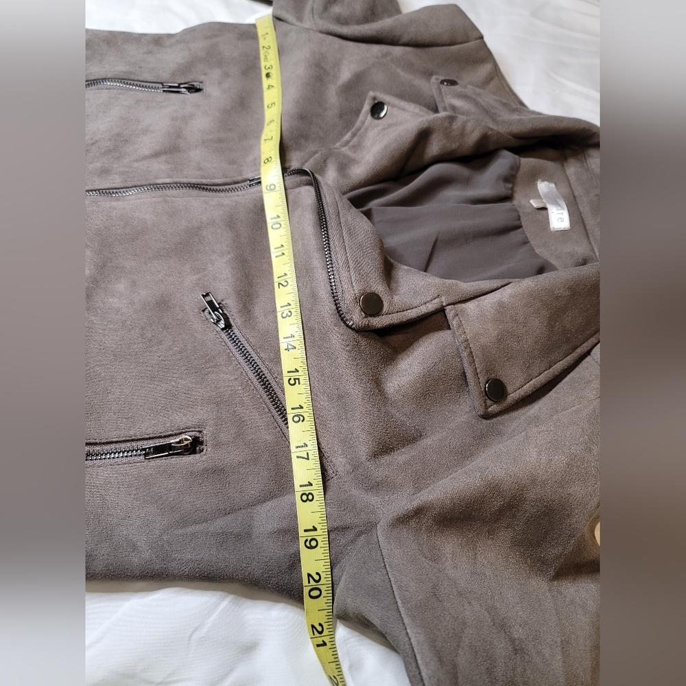 Solitaire by Ravi Khosla Grey Faux Suede Jacket Size M - Picture 4 of 11